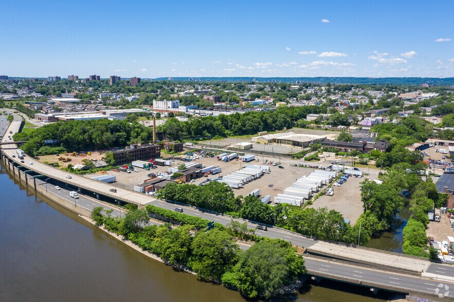 Primary Photo Of 2120 McCarter Hwy, Newark Land For Lease