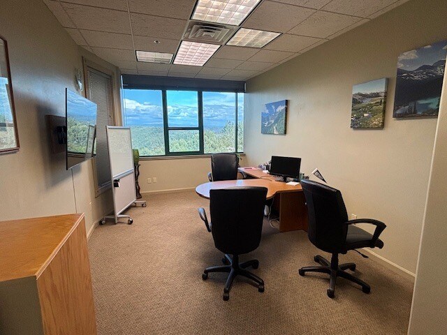 More Photos Of 13620 Lincoln Way, Auburn Office For Sale