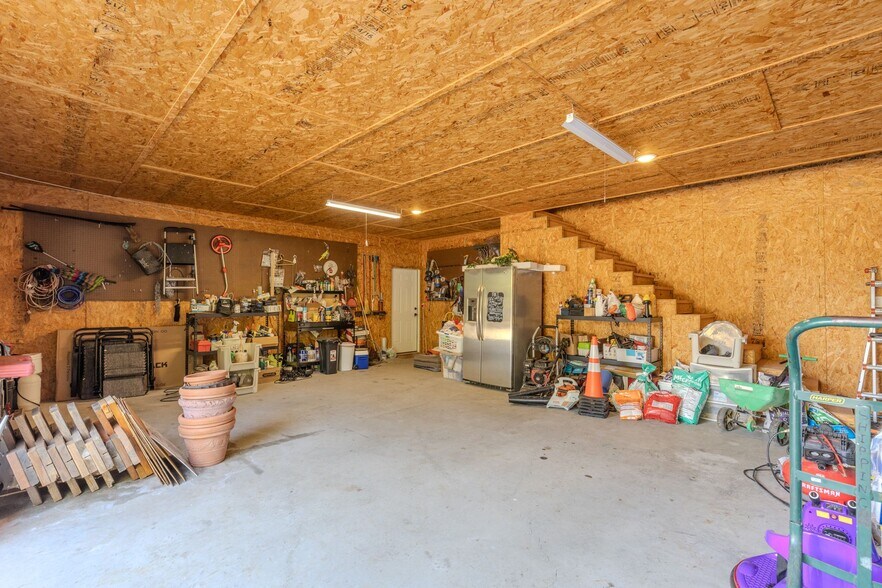 More Photos Of 1297 County Road 3318, Greenville Specialty For Sale
