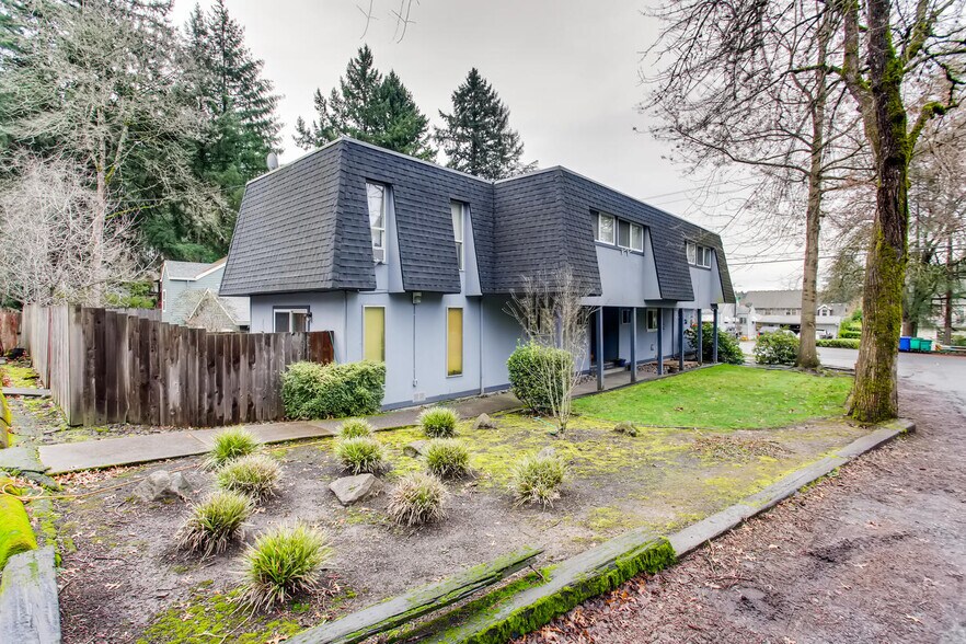 More Photos Of 8102-8122 SW 31st Ave, Portland Multifamily For Sale