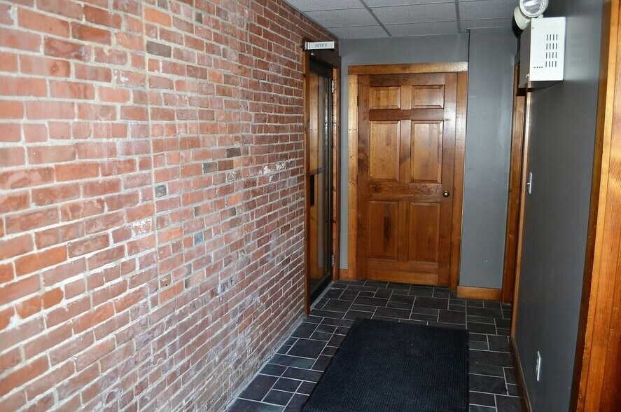 More Photos Of 60 Court St, Taunton Multifamily For Sale