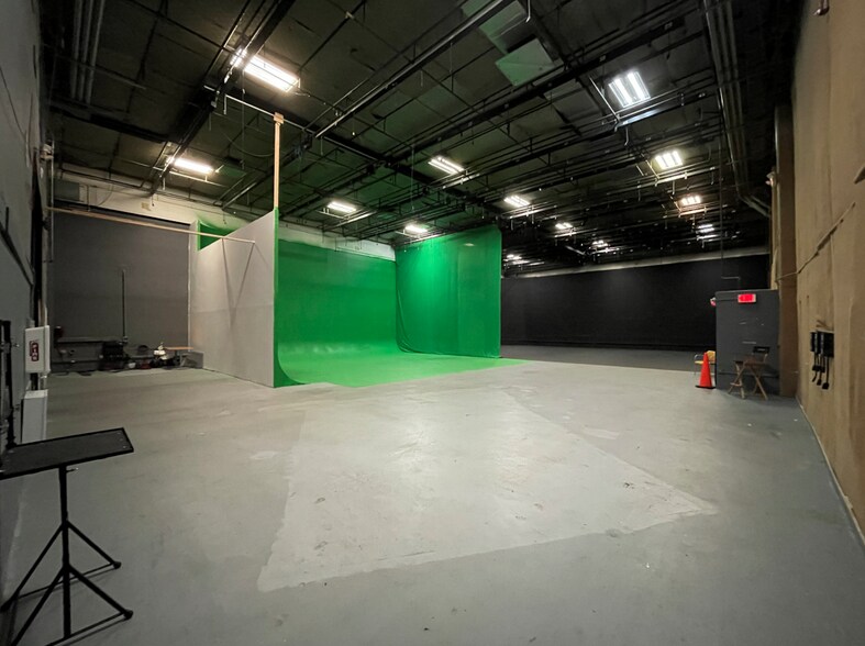 More Photos Of 7355 NW 41st St, Miami Warehouse For Sale
