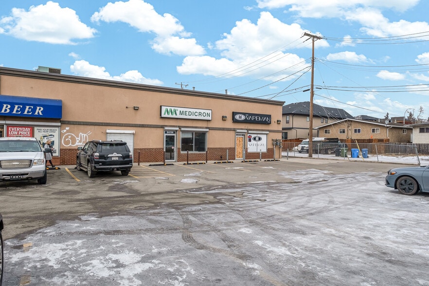 More Photos Of 4708 16 Av NW, Calgary General Retail For Lease