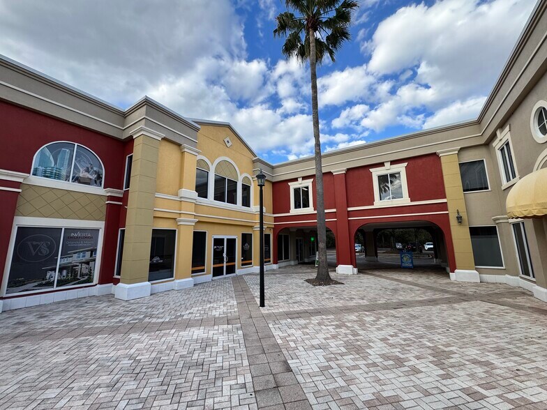 More Photos Of 2151 Consulate Dr, Orlando Loft Creative Space For Lease