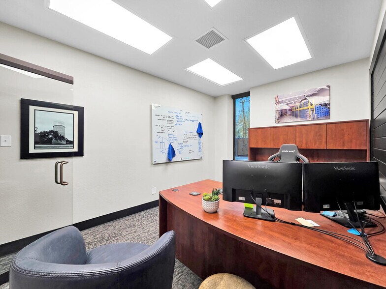 More Photos Of 3410 I-10 W, Orange Office For Sale