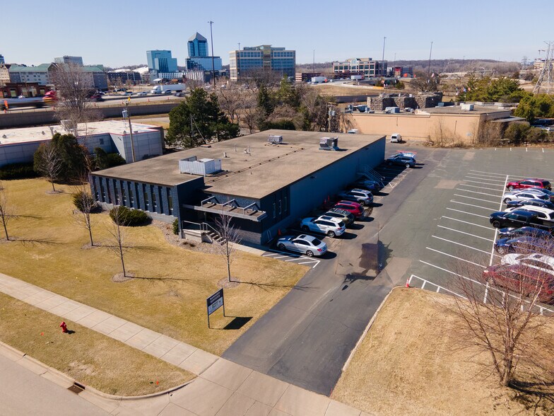 Primary Photo Of 7930 Computer Ave S, Bloomington Warehouse For Lease
