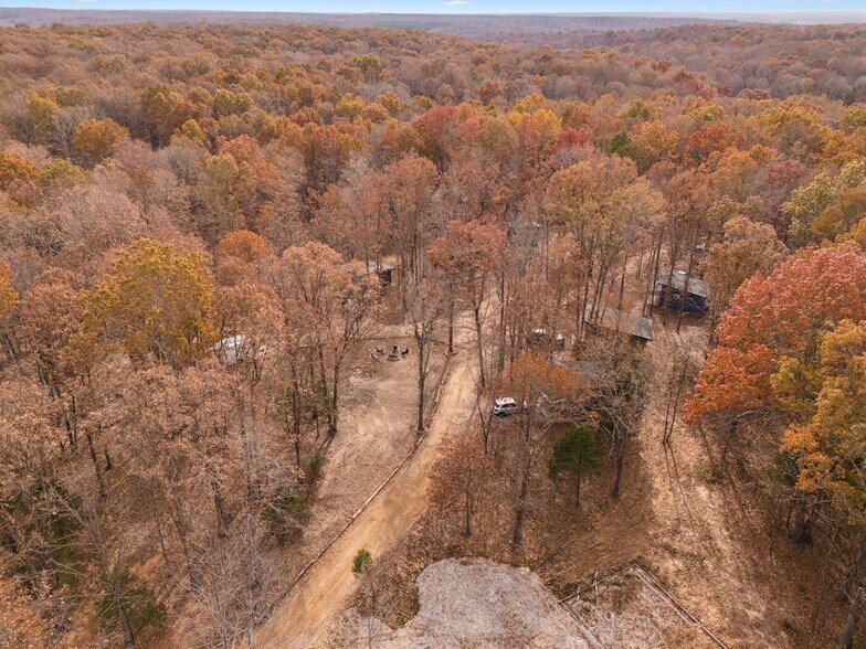 More Photos Of 3158 Summertown Hwy, Summertown Hotel For Sale