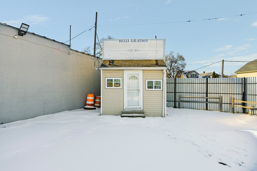 More Photos Of 10333 Gratiot Ave, Detroit Land For Sale