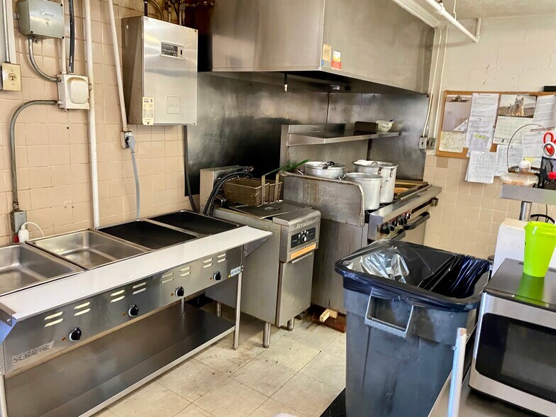 More Photos Of 155 Ridgefield Dr, Marion Assisted Living For Sale