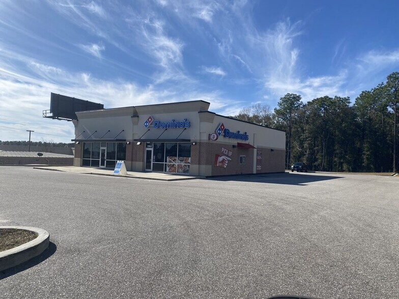 More Photos Of 2396 Schillinger Rd S, Mobile General Retail For Lease