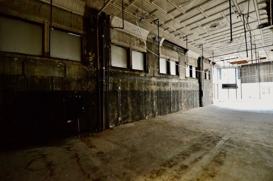 More Photos Of 608 Madison Ave, Covington Office For Lease