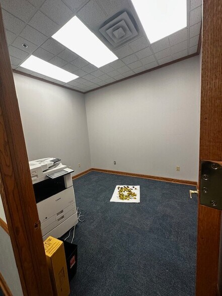 More Photos Of 1606 W 3rd St, Red Wing Storefront Retail Office For Lease