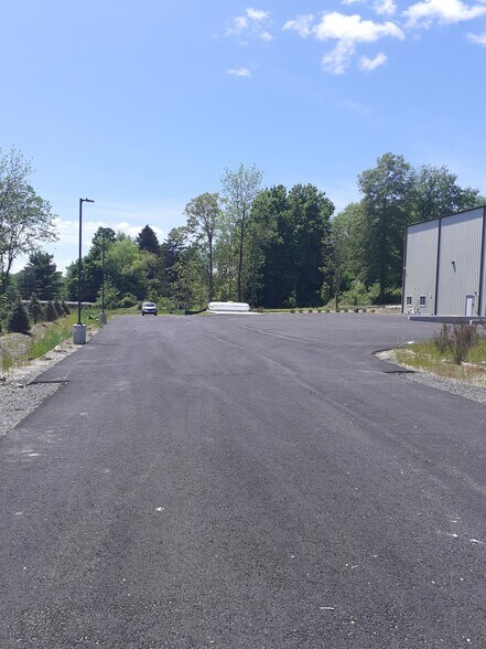 More Photos Of 735 State Route 52, Walden Warehouse For Sale