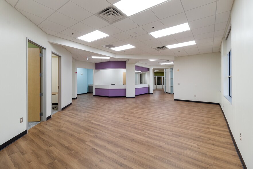 More Photos Of 3101 University Dr E, Bryan Loft Creative Space For Sale