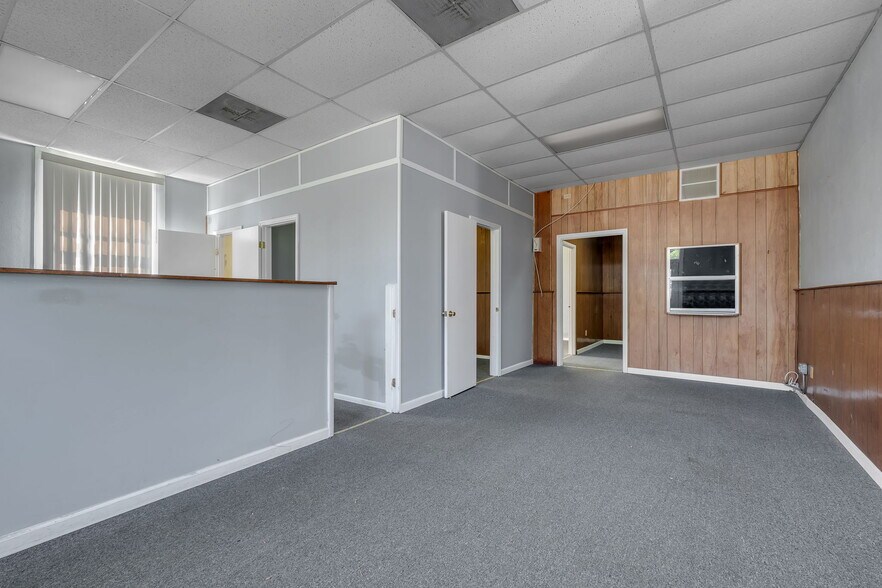 More Photos Of , Quincy Unknown For Sale