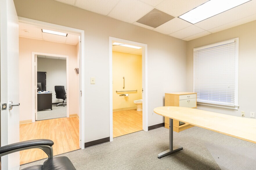 More Photos Of 2511 Salem Church Rd, Fredericksburg Medical For Sale