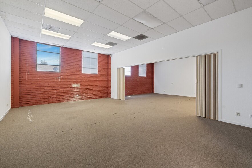 More Photos Of 33641 Mission Blvd, Union City Freestanding For Sale