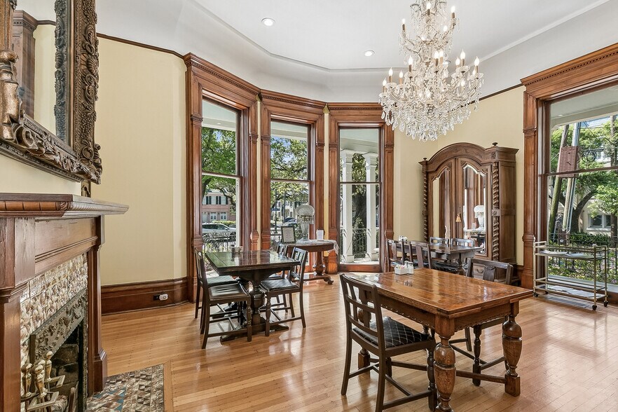 More Photos Of 2727 Saint Charles Ave, New Orleans General Retail For Sale