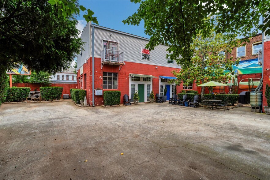 More Photos Of 282 Walker St SW, Atlanta Apartments For Sale