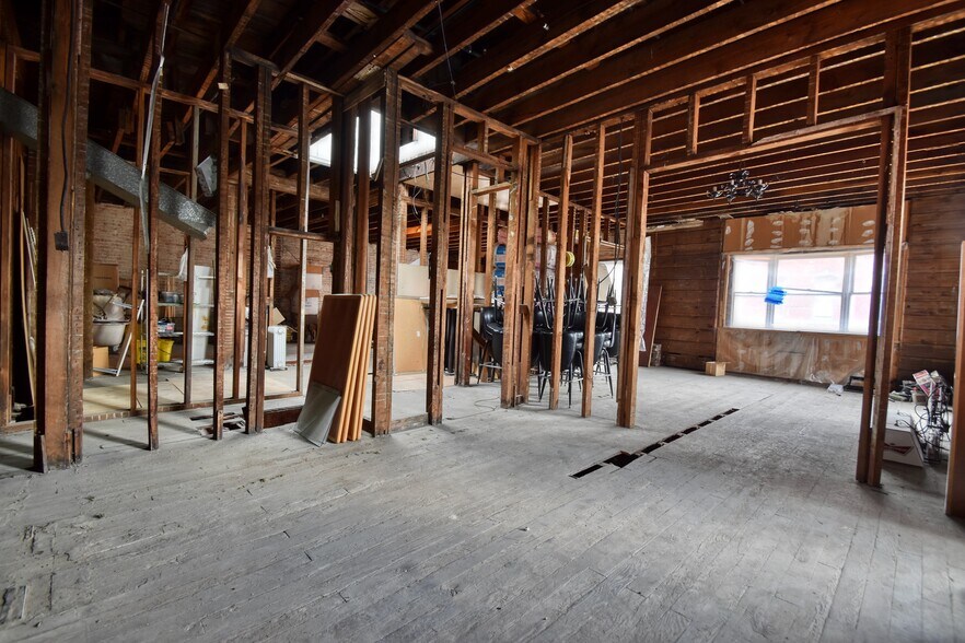 More Photos Of 47 W Main St, Geneva Storefront Retail Residential For Sale