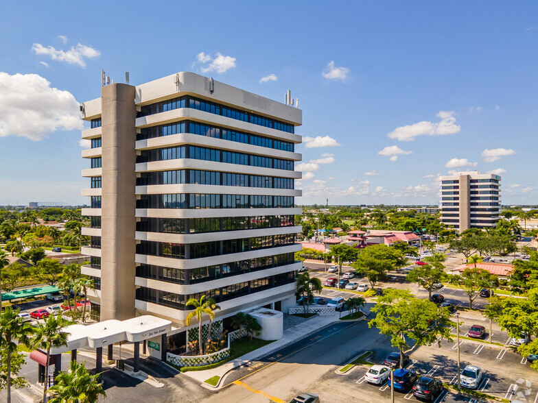 Primary Photo Of 2090 Palm Beach Lakes Blvd, West Palm Beach Unknown For Lease