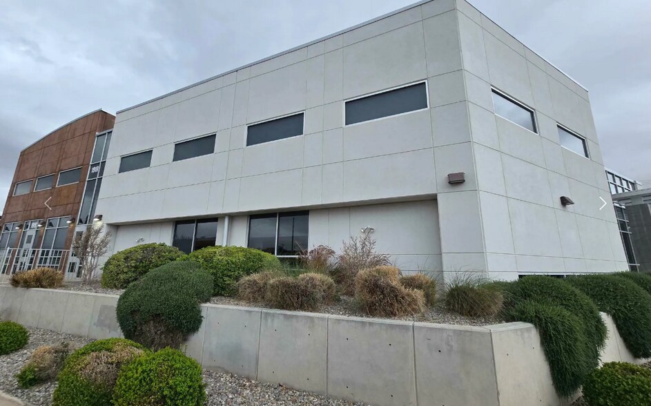 More Photos Of 1919 E Rio Grande Ave, El Paso Office For Sale