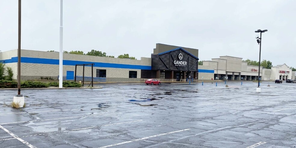 Primary Photo Of 5038-A Miller Rd, Flint Storefront For Lease