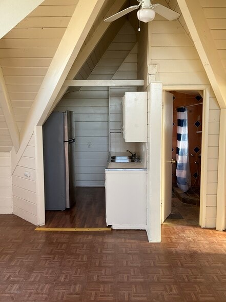 More Photos Of 25567 Main St, Barstow Multifamily For Sale
