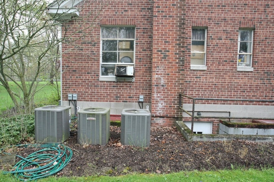 More Photos Of 10909 Chippewa Rd, Brecksville Religious Facility For Sale