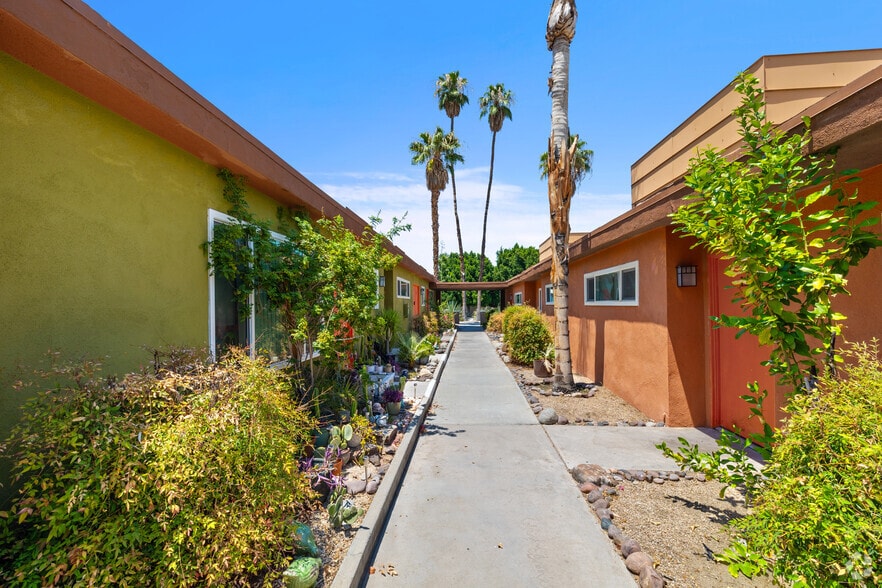 More Photos Of 495 Twin Palms Dr, Palm Springs Apartments For Sale