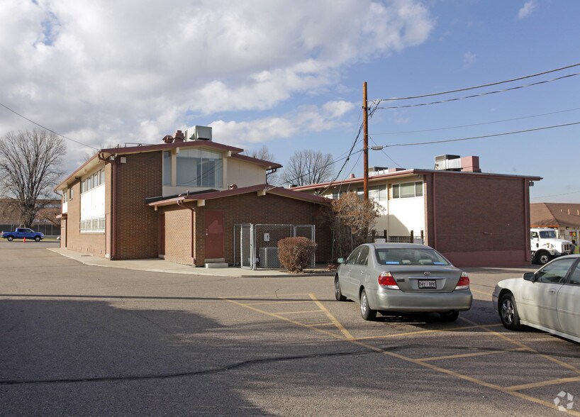 More Photos Of 2200-2210 S Federal Blvd, Denver Medical For Lease