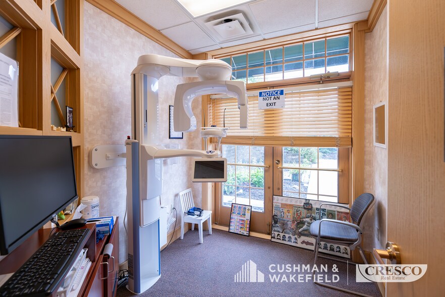 More Photos Of 2775 Bishop Rd, Wickliffe Medical For Sale