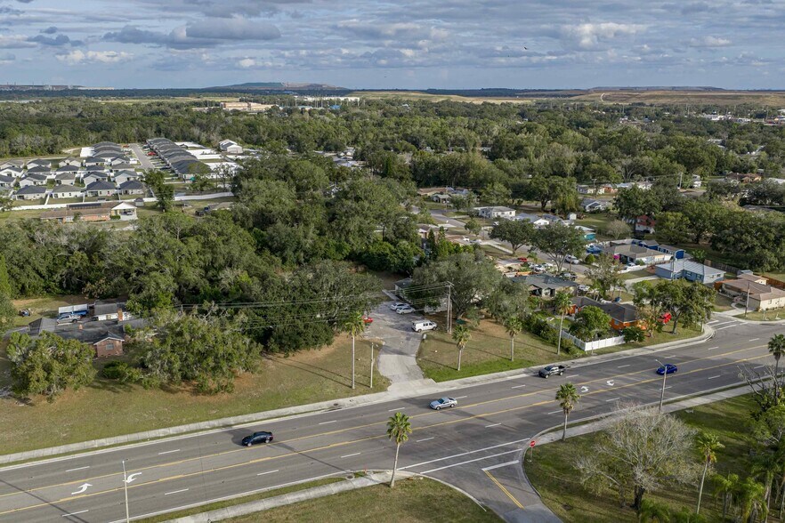 More Photos Of 100 NE 10th Ter, Mulberry Multifamily For Sale