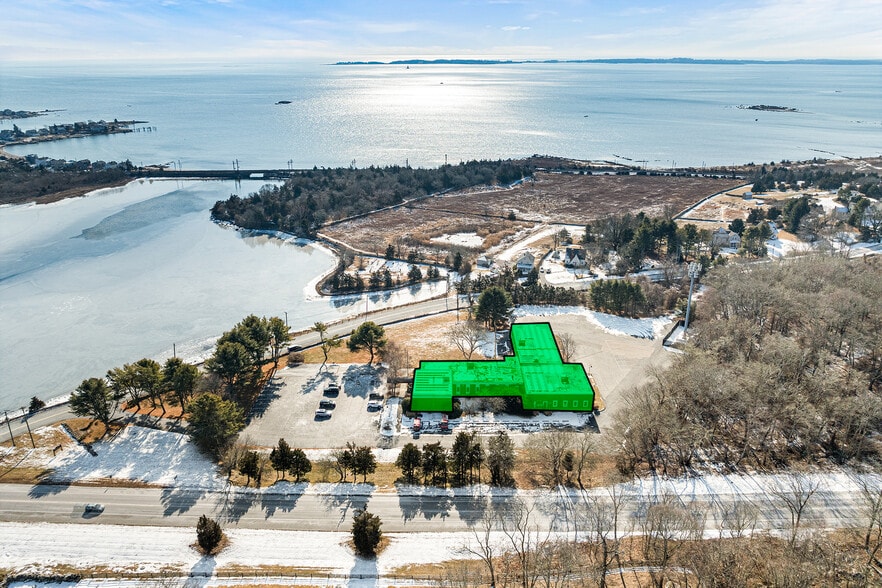 More Photos Of 107 Wilcox Rd, Stonington Loft Creative Space For Sale