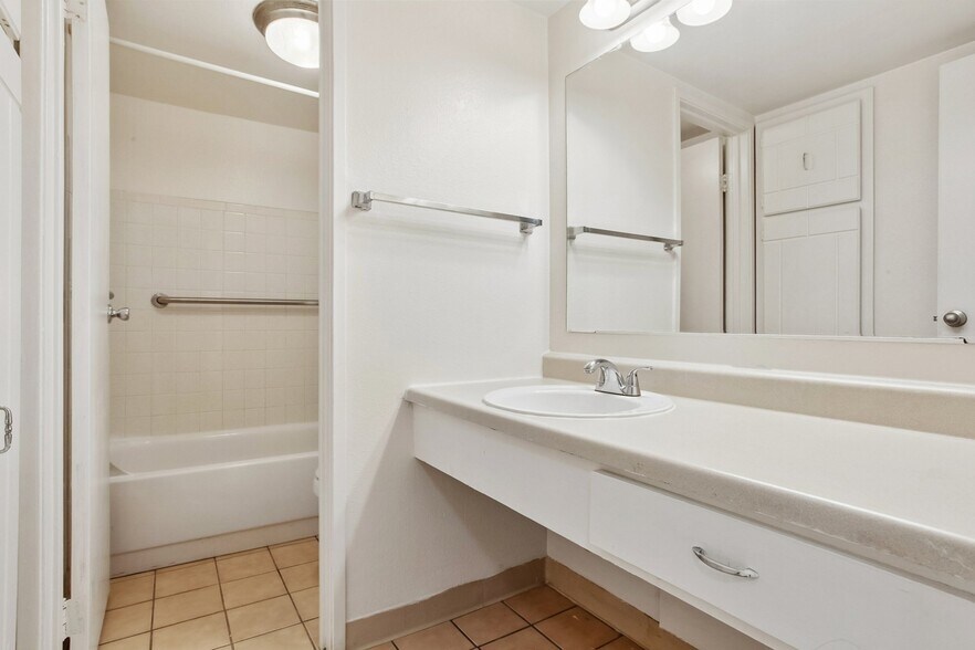 More Photos Of 7655 W 67th Ave, Arvada Apartments For Sale