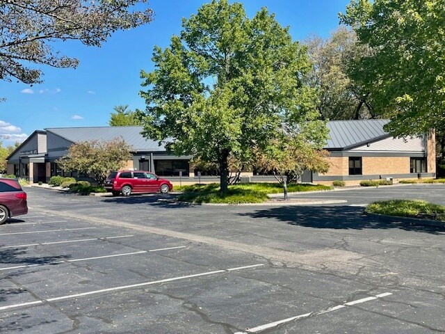 More Photos Of 1655 N Gladstone Ave, Columbus Medical For Sale