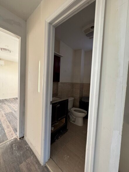 More Photos Of 149-07 14th Ave, Whitestone Storefront Retail Office For Lease