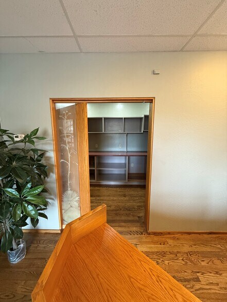 More Photos Of 36800 N Sidewinder Rd, Carefree Medical For Sale