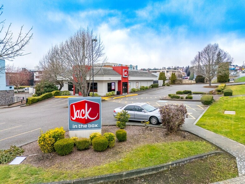 More Photos Of 22633 Marine View Dr S, Des Moines Fast Food For Sale