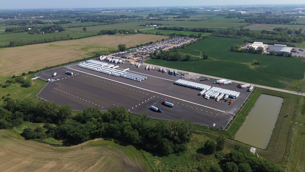 More Photos Of 2305 NE Frontage Rd, Mount Pleasant Land For Lease