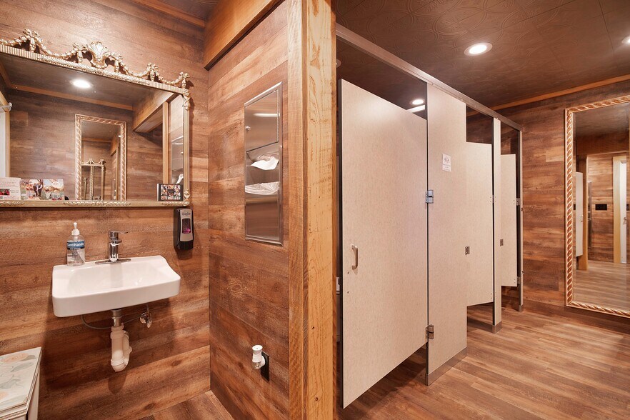 More Photos Of 1902 Jefferson Pike, Brunswick Lodge Meeting Hall For Lease