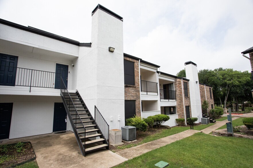 More Photos Of 4328 Duck Creek Dr, Garland Apartments For Sale