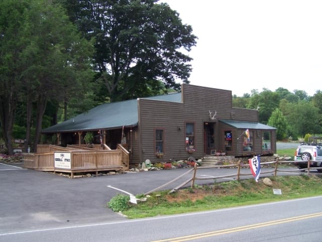 More Photos Of 10884 Nc Highway 105 S, Banner Elk Freestanding For Sale