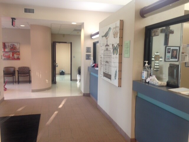 More Photos Of 1701 N Loop 250 W, Midland Medical For Lease