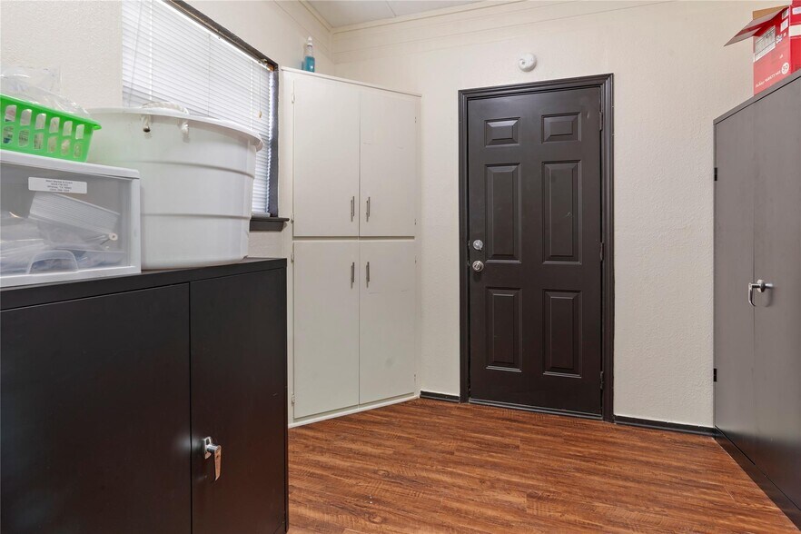 More Photos Of 5528 Fm 933, Whitney Office Residential For Sale