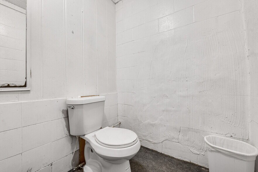 More Photos Of 139 Twilight Rd, Lancaster Religious Facility For Sale