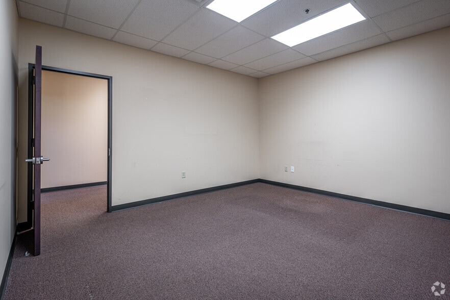 More Photos Of 17207 Kuykendahl Rd, Spring Office For Lease