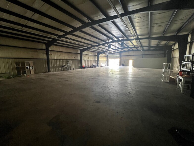 More Photos Of 2514 N Fayetteville St, Asheboro Warehouse For Lease