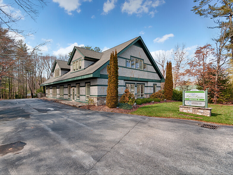 Primary Photo Of 1075 Hendersonville Rd, Asheville Office For Lease