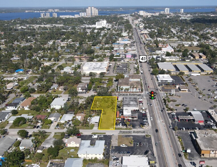 More Photos Of 1950 Grace Ave, Fort Myers Land For Sale